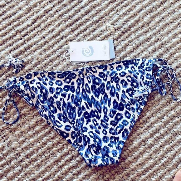NWT johnny was calme blue tiger cheetah string bikini bottom - Picture 3 of 3
